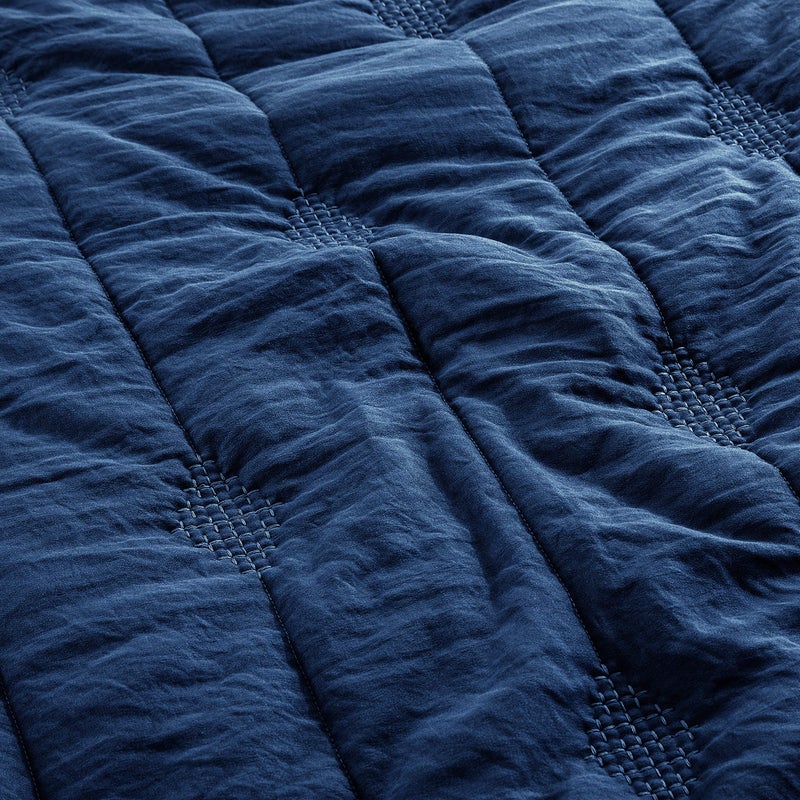 ANNA.Z HOME Queen Quilt Set, Lightweight Bedding Set, Washed Soft Fabric, Navy, Boho Embroidered Coverlet, All-Season, Machine Washable, 3-Piece Set, 1 Quilt + 2 Shams (Navy, Queen Set) - Image 4